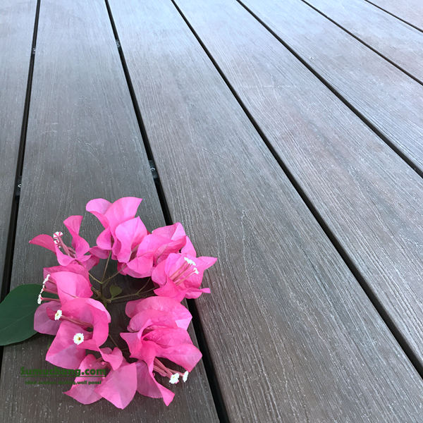 What are the standard composite decking dimensions available