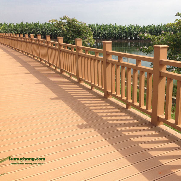 How does composite decking 16 on center affect deck stability